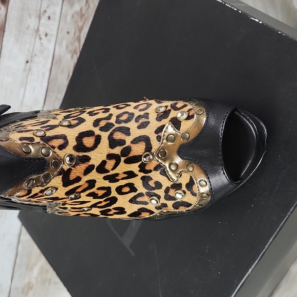 NWOT, Reba, Women's Black Leopard, clear stones, 4" heels, Sz 8.5 - Picture 3 of 12